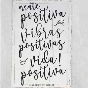 Meet your Posher, Felicita